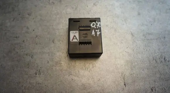 Infiniti Q70 Y51 Tire pressure sensor 40740-4AM0A