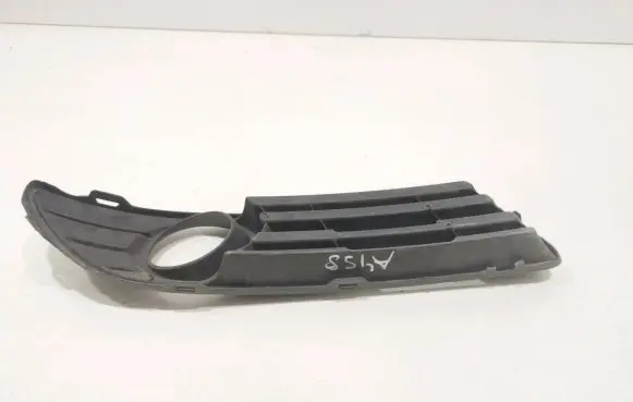 Volkswagen Polo IV 9N3 Front bumper lower grill 6Q0853665