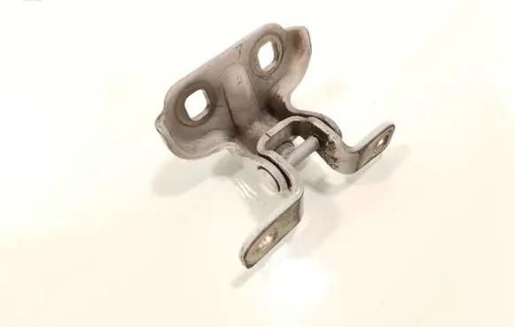 Chevrolet Aveo Front door lower hinge 