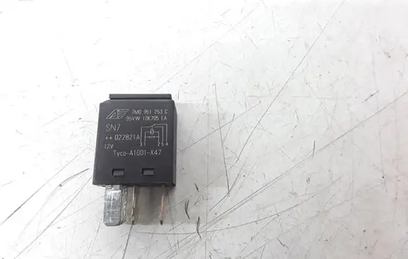 Volkswagen Phaeton Other relay 7M0951253C
