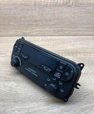 Chrysler Voyager Climate control unit P05127379AA