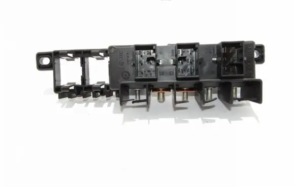 Volkswagen PASSAT B5 Fuse module 8L0941822A