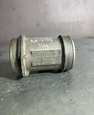 Audi A6 S6 C5 4B Mass air flow meter 059906461D AFH7025C