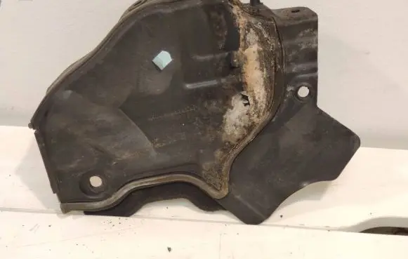 BMW 6 F12 F13 Other engine bay part 7211898 74850610 REC17C0