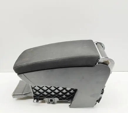 Volkswagen PASSAT B7 Armrest 3C0863315