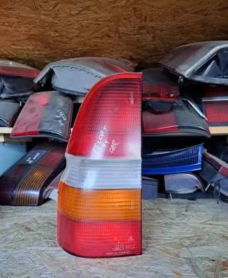 Ford Escort Rear/tail lights 91AG13A603 91AG13A603CA 91AG13N004DA