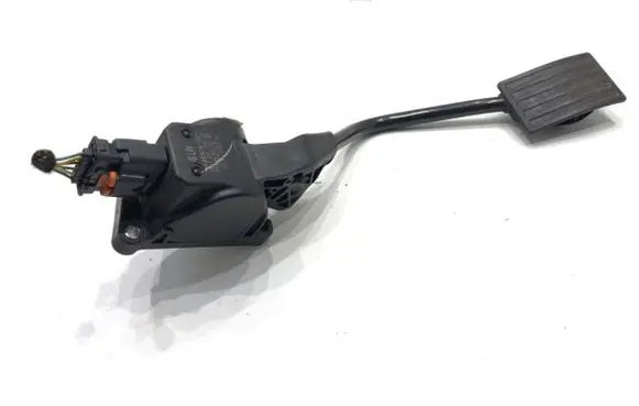 Citroen C5 Accelerator throttle pedal 9686212980
