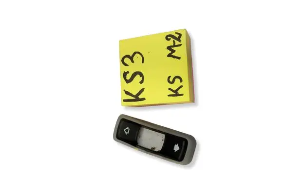Mitsubishi Space Wagon Other switches/knobs/shifts DCR32498