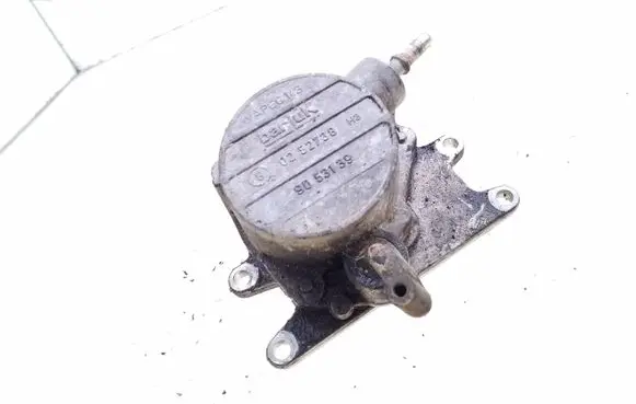Opel Astra G Vacuum pump 0252738 90531397