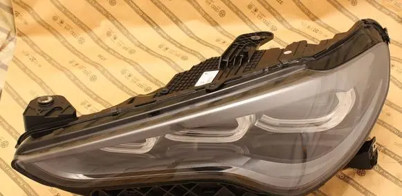 Alfa Romeo Stelvio Headlight/headlamp 00505801760