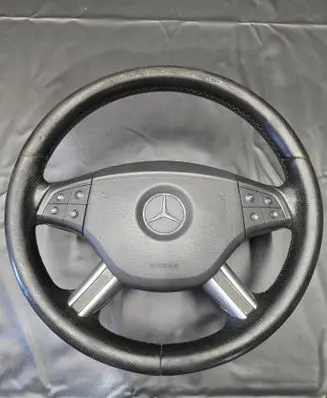 Mercedes-Benz ML W164 Steering wheel 61460350 A1648200511 61460351