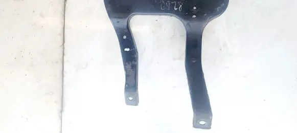 Skoda Octavia Mk2 (1Z) Engine mount bracket 06F129723B