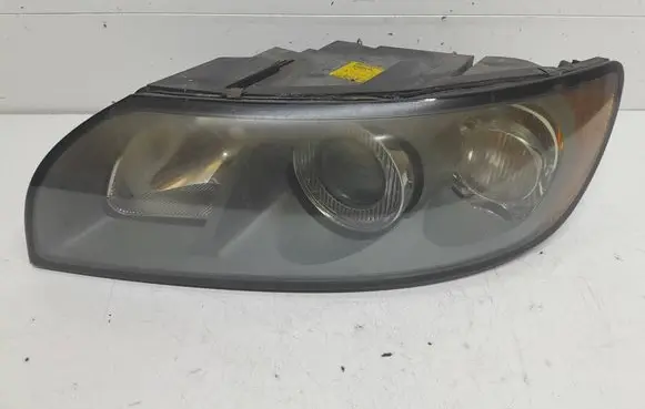 Volvo V50 Headlight/headlamp 30698885