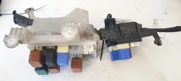 Nissan X-Trail T30 Fuse box set