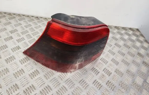 Volkswagen Golf IV Rear/tail lights 1J6945111S