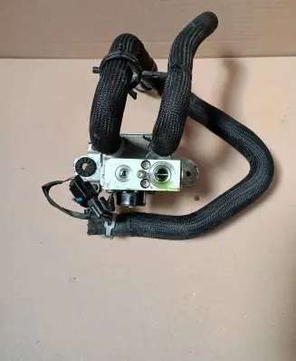 Jeep Wrangler Air conditioning (A/C) pipe/hose 68409881AC