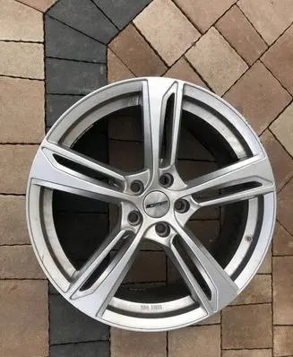 Honda ZR-V R19 alloy rim 