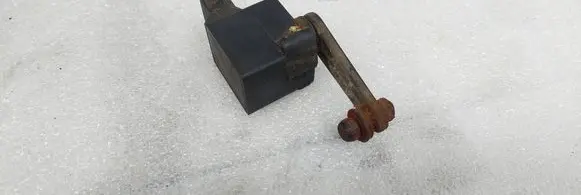Mercedes-Benz S W220 Air suspension front height level sensor A0105427617