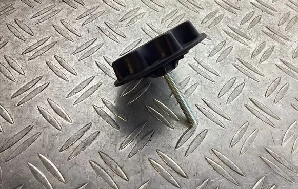 Lexus RX 450H Spare wheel bolt 