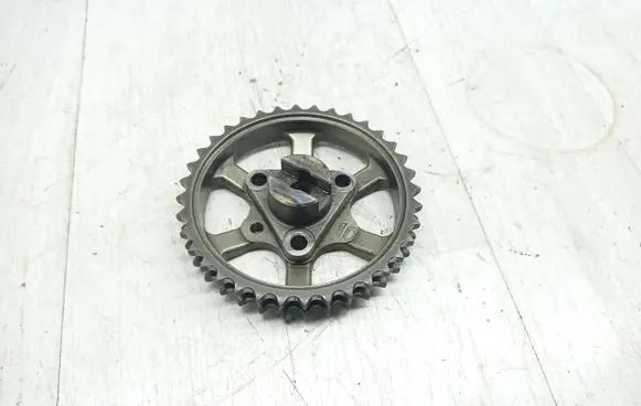 Mercedes-Benz C W204 Timing chain sprocket A64601