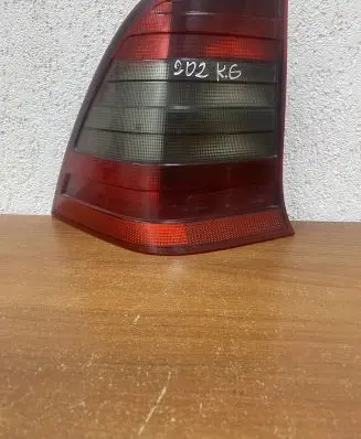 Mercedes-Benz C W202 Rear/tail lights 2028204564 E361