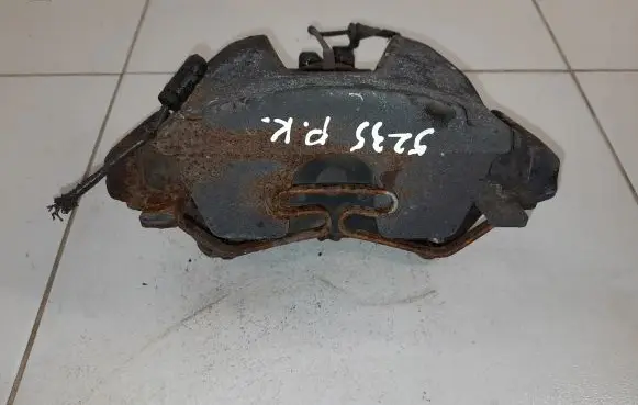 Land Rover Discovery Sport Front brake caliper NOCODE