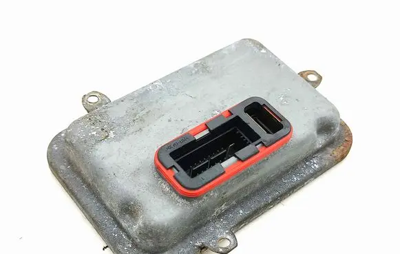 Mercedes-Benz CLS C218 X218 Xenon control unit/module 130732928001
