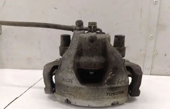 Toyota Yaris XP210 Front brake caliper