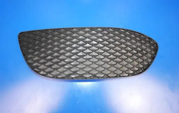 Mercedes-Benz C W205 Front bumper lower grill A2058850723