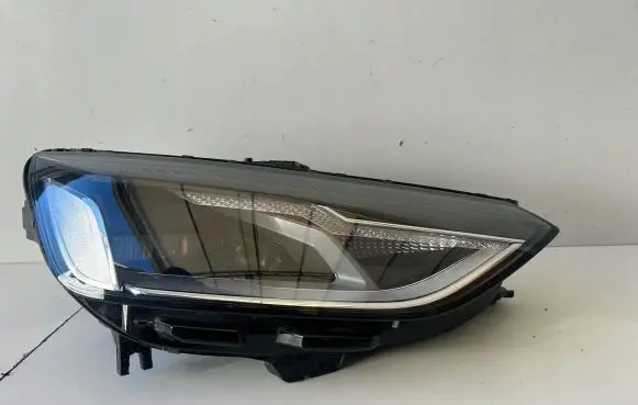 Audi A4 S4 B9 8W Headlight/headlamp 8W0941012
