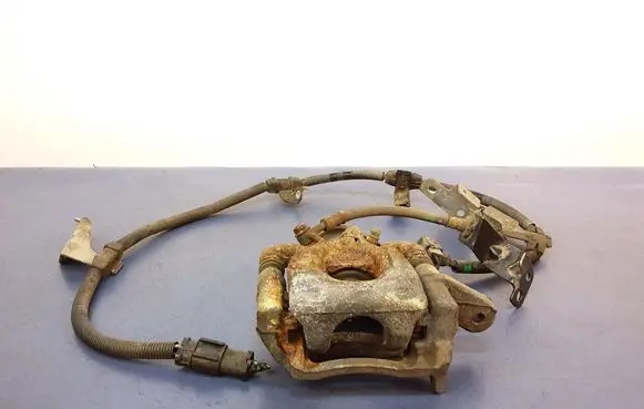 Nissan Qashqai Rear brake caliper 