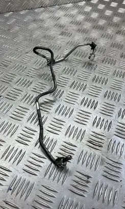 Subaru Forester SH Fuel injector supply line/pipe 