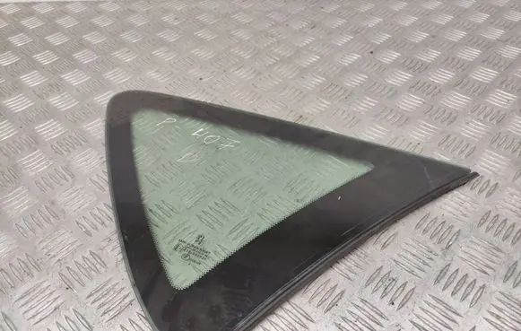 Peugeot 407 Rear side window