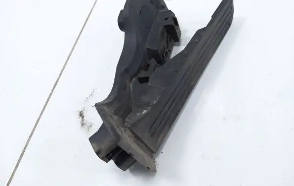 Volkswagen Golf V Accelerator throttle pedal 1K1721503