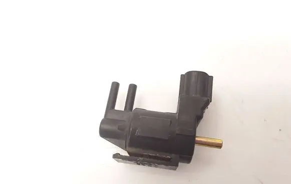 Mazda 626 Turbo solenoid valve K5T44173 1124