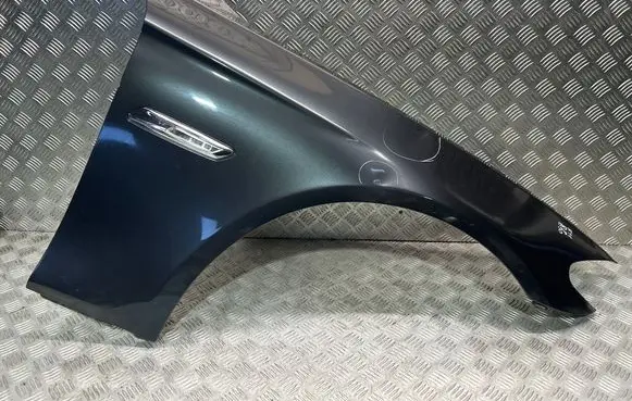 BMW 5 F10 F11 Fender