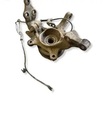 KIA Carens III Front wheel hub 