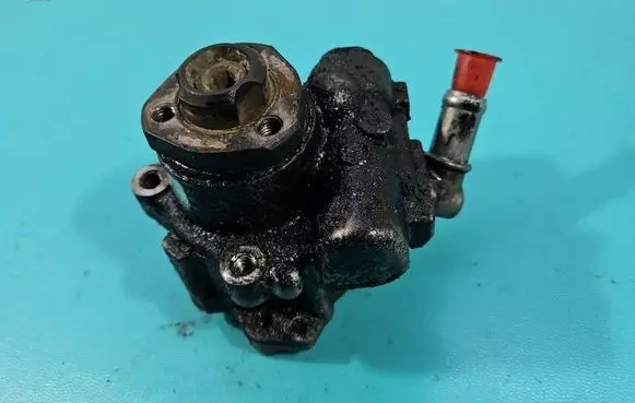 Volkswagen Transporter - Caravelle T4 Power steering pump 701422155E IMPRK1524392