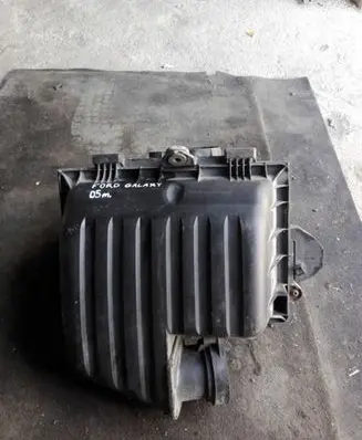 Ford Galaxy Air filter box YM2X9600GB 7M3129607AB