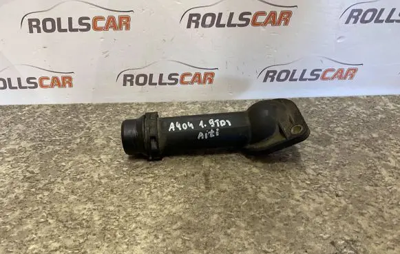Audi A4 S4 B6 8E 8H Engine coolant pipe/hose 038121121B 06B121121