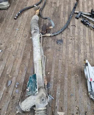 Volkswagen PASSAT B5 Steering rack
