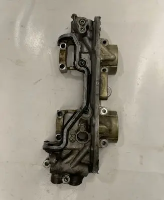 Subaru Outback (BS) Rocker cam cover 