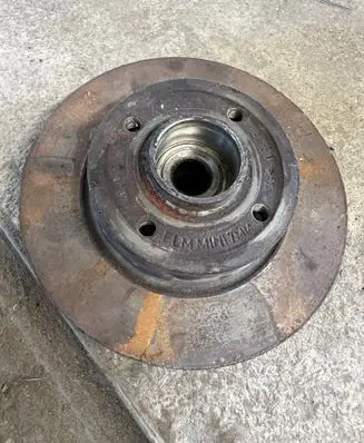 Renault Clio III Rear brake disc