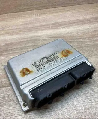 Audi A4 S4 B5 8D Engine control unit/module ECU 8D0907557S 0261204183 Used