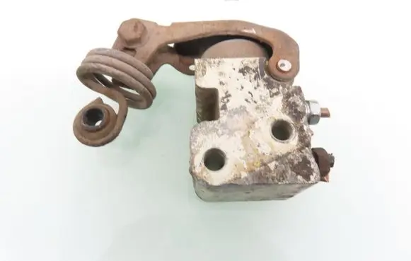 Skoda Felicia II Brake power pressure regulator 1H0512151