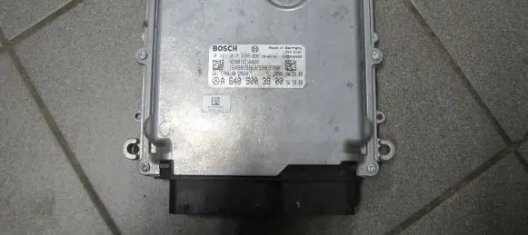Mercedes-Benz B W245 Engine control unit/module ECU A6409003900