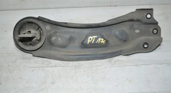 Mercedes-Benz A W176 Rear control arm 8453