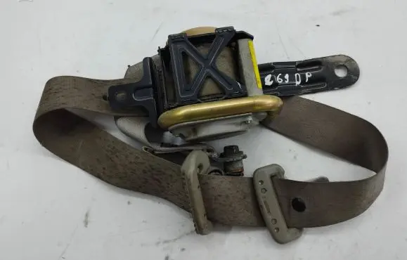 Nissan X-Trail T30 Front seatbelt 0430094