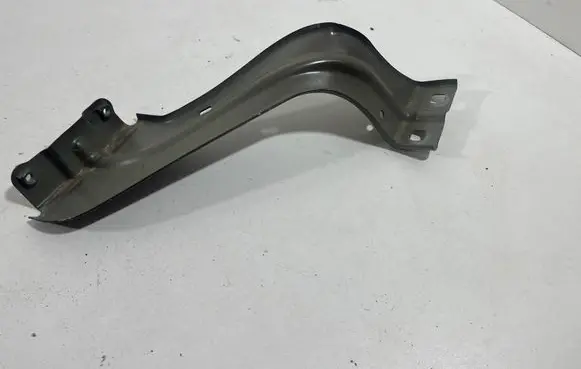 Audi Q3 F3 Fender mounting bracket 83A821150