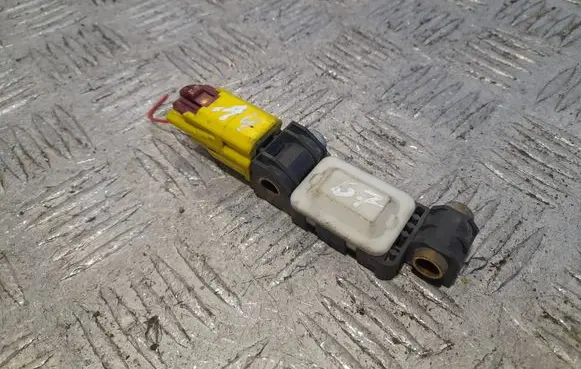 Audi A4 S4 B7 8E 8H Airbag deployment crash/impact sensor 8E0959651A